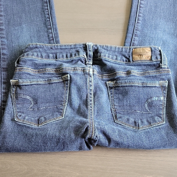 American Eagle Low Rise Stretch Skinny Kick Jeans - Picture 7 of 16